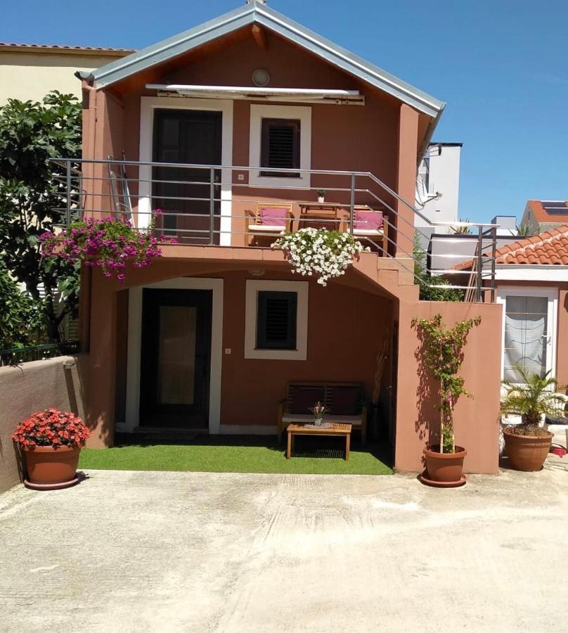 Apartament Valentina *